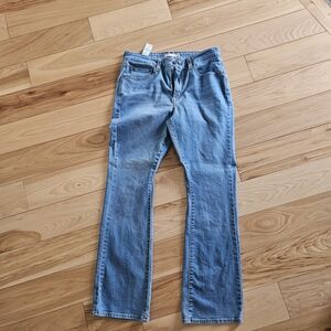 Levis 725 High Rise Bootcut Jean